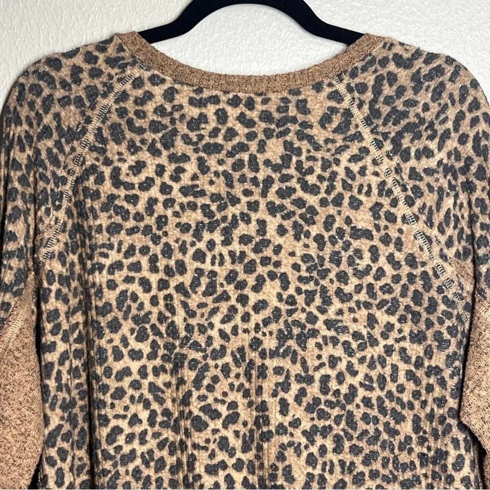 TORRID Top Womens Size 1X Cheetah Print Soft Brush Waffle Knit Shirt Animal - Picture 7 of 13
